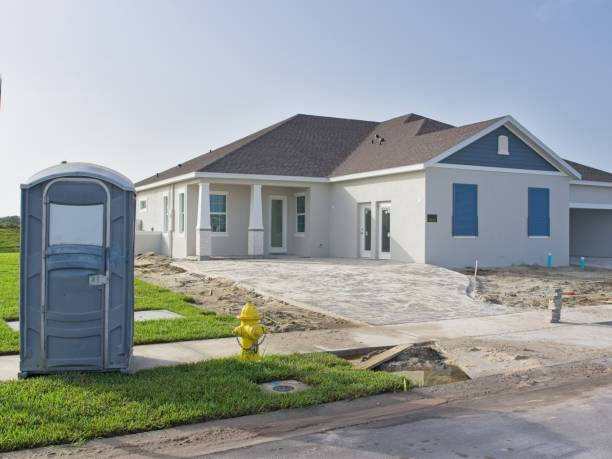 Best Portable restroom trailer rental  in Jefferson City, MO